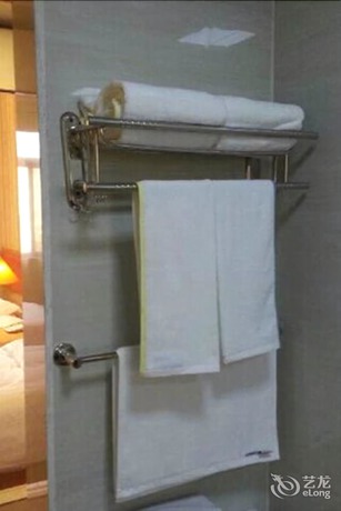 Imagen de la habitación del Hotel Home Inn - Fangchenggang. Foto 7