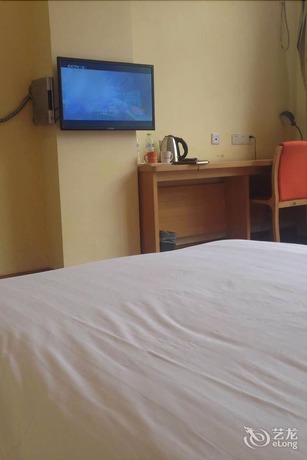 Imagen de la habitación del Hotel Home Inn - Fangchenggang. Foto 10