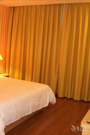 Imagen de la habitación del Hotel Home Inn Guiping Xishan Bus Center. Foto 8