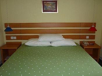 Imagen de la habitación del Hotel Home Inn Leshan - Leshan. Foto 6