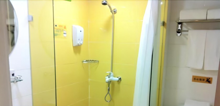Imagen de los interiores del Hotel Home Inn Nanchang Beijing West Road. Foto 11