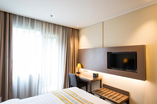 Imagen general del Hotel Home Inn Plus Shanghai Yushan Road Yuanshen Sports. Foto 3