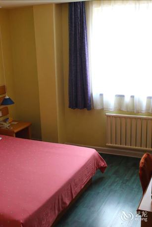 Imagen de la habitación del Hotel Home Inn Qingdao Taidong Business Area. Foto 10