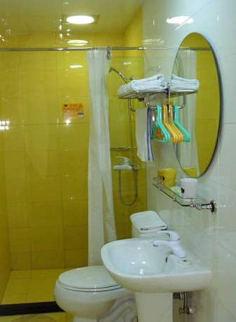 Imagen de los interiores del Hotel Home Inn Rushan Qingshan Road. Foto 14