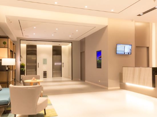 Imagen general del Hotel Home Inn Selected (Dalian Development Zone Wanda Plaza). Foto 8