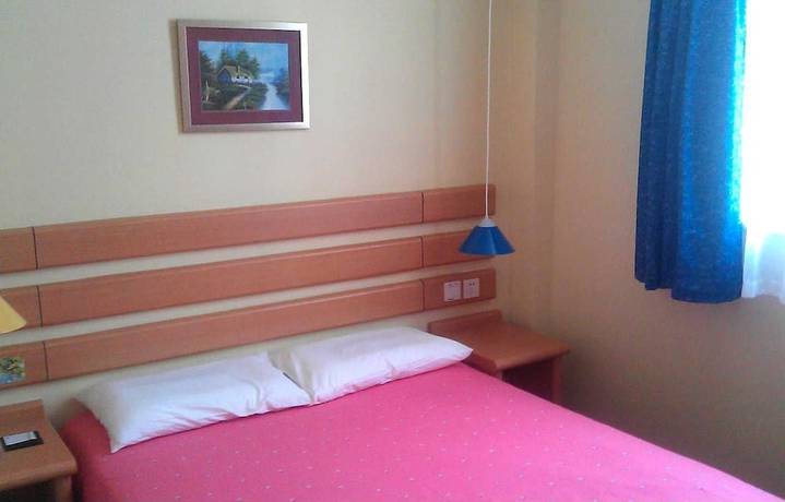 Imagen de la habitación del Hotel Home Inn Shanghai Lujiazui Branch. Foto 13