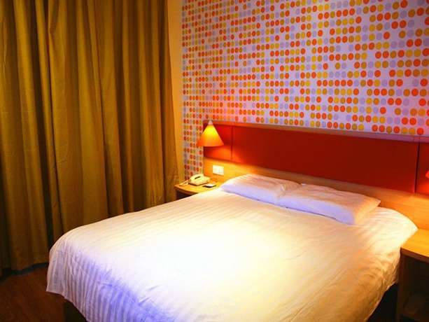 Imagen de la habitación del Hotel Home Inn (Shanghai Pudong Sanlin Metro Station). Foto 9