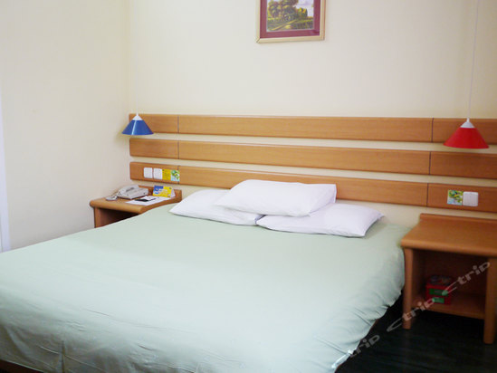 Imagen de la habitación del Hotel Home Inn Shanghai Song Jiang. Foto 5