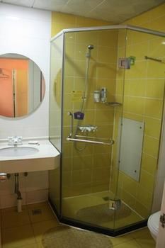 Imagen de los exteriores del Hotel Home Inn, Suzhou. Foto 16