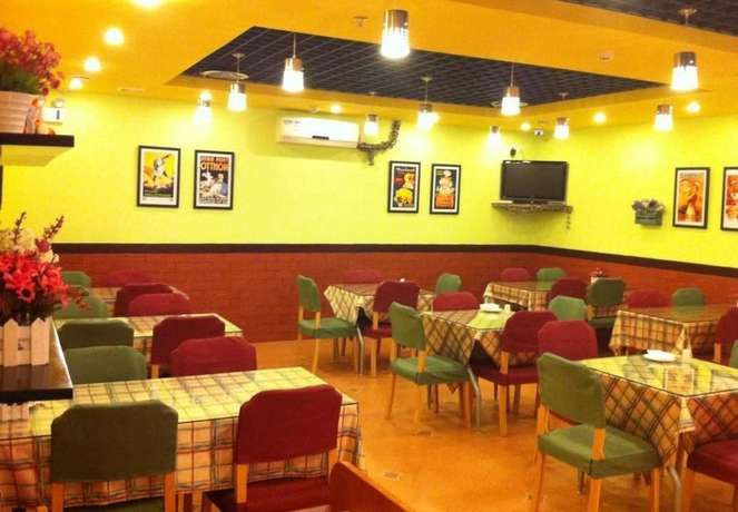 Imagen del bar/restaurante del Hotel Home Inn Taicang Shanghai East Road. Foto 3