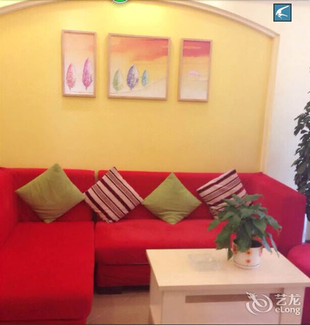 Imagen de la habitación del Hotel Home Inn Urumqi Pedestrian Street. Foto 13