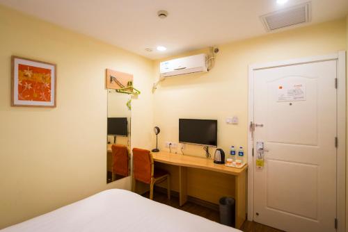 Imagen de la habitación del Hotel Home Inn Xiamen Xiada South Putuo Temple. Foto 8