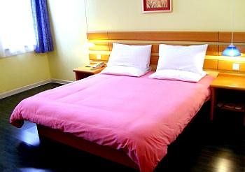 Imagen general del Hotel Home Inn Xinkai Road - Dalian. Foto 2