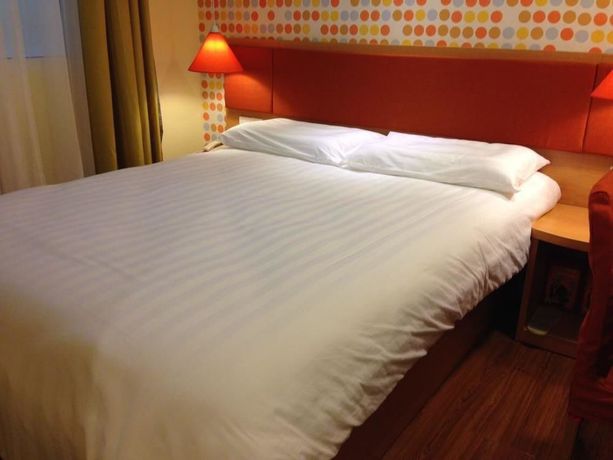 Imagen de la habitación del Hotel Home Inn Yantai Yingchun Avenue. Foto 4