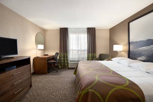 Imagen de la habitación del Hotel Home Inn and Suites Lloydminster. Foto 8