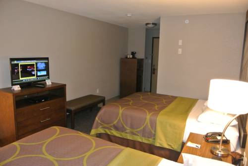 Imagen de la habitación del Hotel Home Inn and Suites Lloydminster. Foto 15