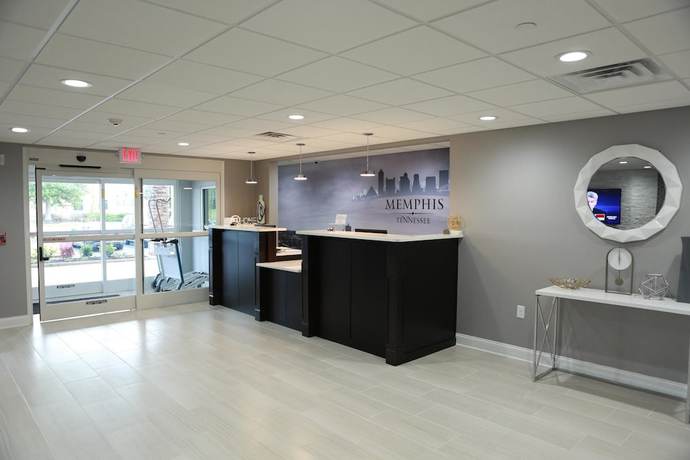 Imagen de los interiores del Hotel Home Inn and Suites, Richwood. Foto 13