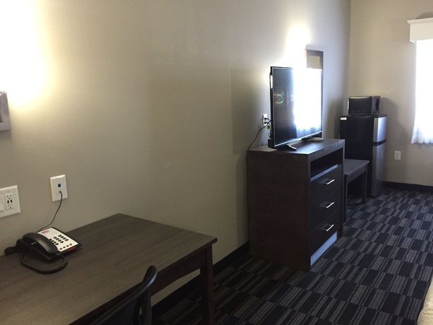 Imagen de la habitación del Hotel Home Inn and Suites, Richwood. Foto 10