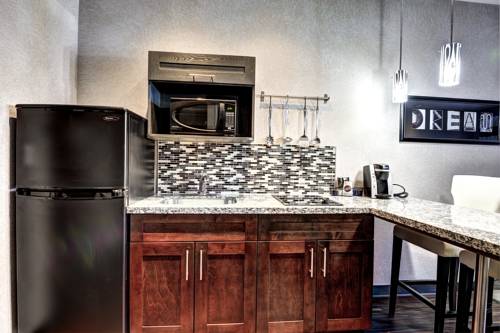 Imagen de la habitación del Hotel Home Inn and Suites Swift Current. Foto 5