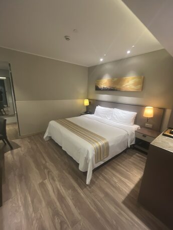 Imagen general del Hotel Home Inns Collection. Foto 4