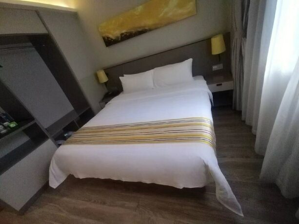 Imagen general del Hotel Home Inns Collection. Foto 15