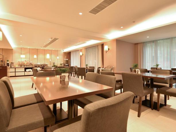 Imagen general del Hotel Home Inns Plus Shanghai Xujiahui Branch. Foto 2