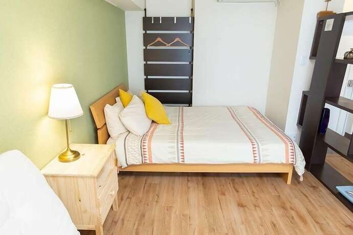 Imagen de la habitación del Hotel Home N Lounge. Foto 20