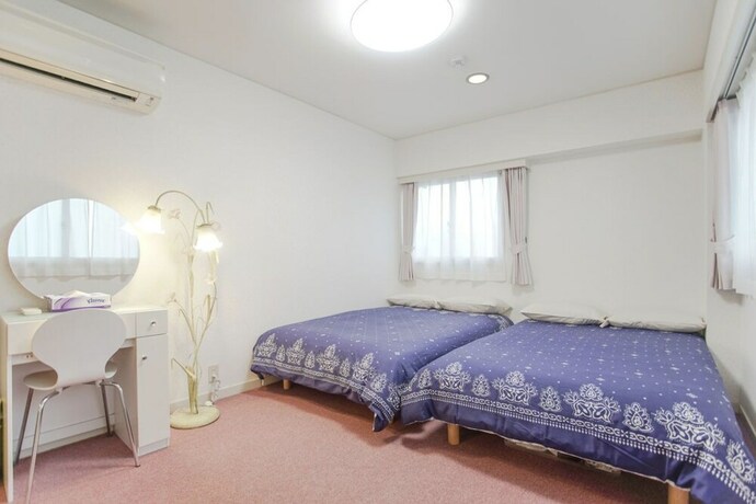 Imagen de la habitación del Hotel Home N Lounge. Foto 27