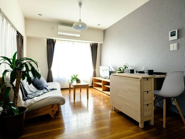 Imagen de la habitación del Hotel Home N Lounge. Foto 35