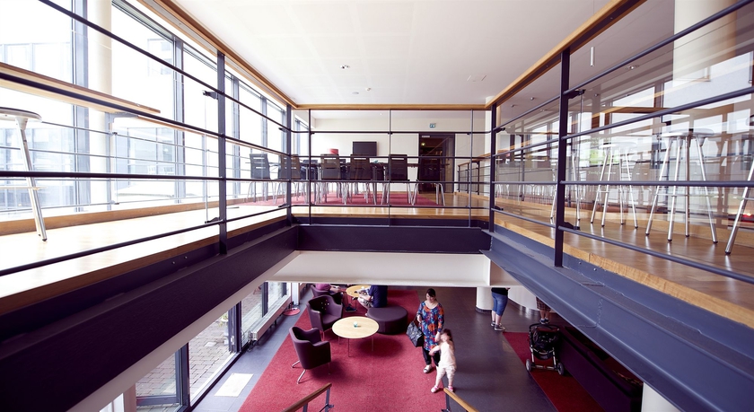 Imagen de los interiores del Hotel Home Odin. Foto 14