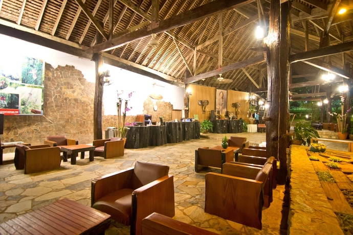 Imagen de los interiores del Hotel Home Phutoey River Kwai Hotspring and Nature Resort. Foto 18