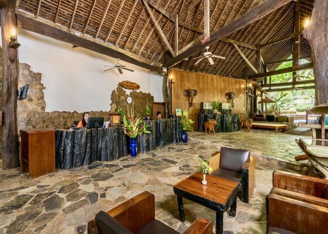 Imagen de los interiores del Hotel Home Phutoey River Kwai Hotspring and Nature Resort. Foto 19