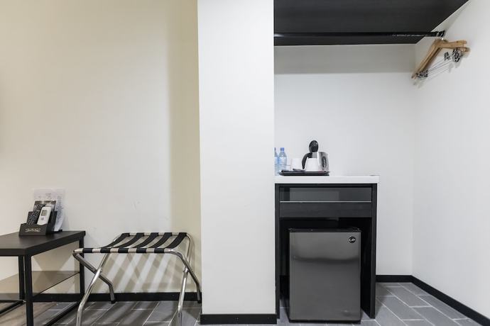 Imagen de la habitación del Hotel Home Rest. Foto 13