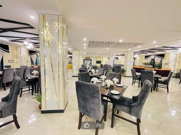 Imagen del bar/restaurante del Hotel Home, Shongran. Foto 14