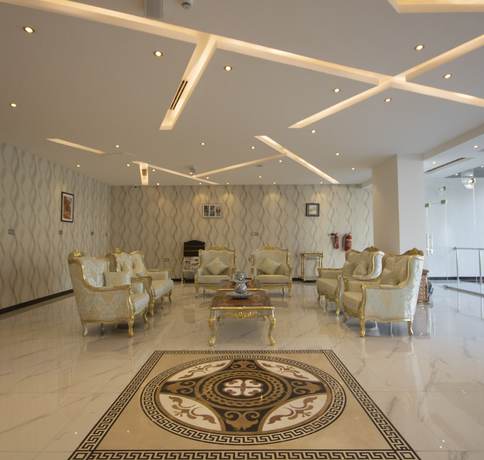 Imagen de los interiores del Hotel Home Station. Foto 18