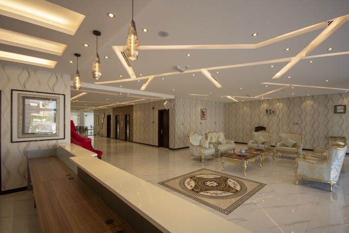 Imagen de los interiores del Hotel Home Station. Foto 19