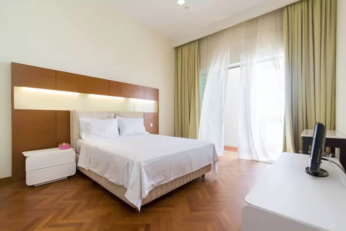 Imagen general del Hotel Home Suites By Marina. Foto 1