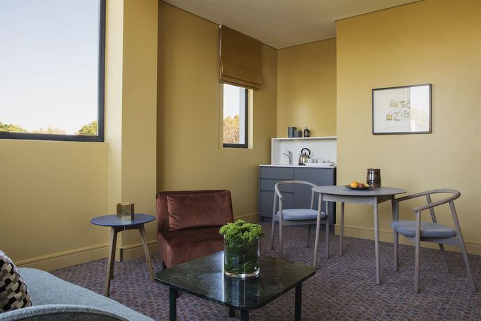 Imagen de la habitación del Hotel Home Suites Rosebank. Foto 9