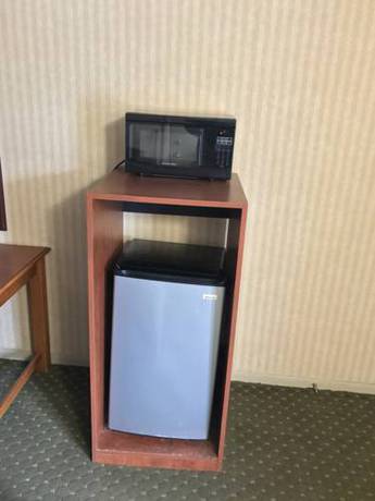 Imagen de la habitación del Hotel Home Town Inn, Flint. Foto 4