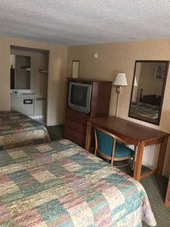 Imagen de la habitación del Hotel Home Town Inn, Flint. Foto 5