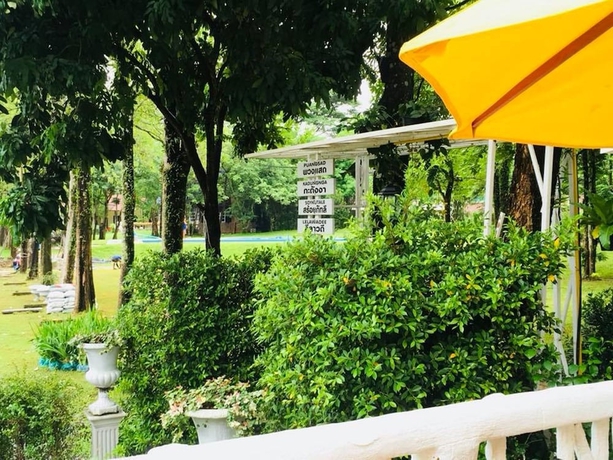 Imagen de los exteriores del Hotel Home and Hill Resort. Foto 15