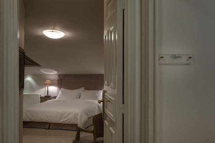 Imagen de la habitación del Hotel Home and Poetry. Foto 11