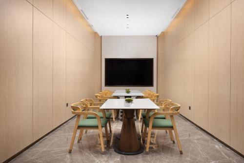 Imagen general del Hotel Home2 Suite by Hilton Guiyang Nanming Jiaxiu. Foto 3