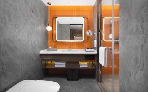 Imagen de la habitación del Hotel Home2 Suite by Hilton Xinjiang Kashgar. Foto 17