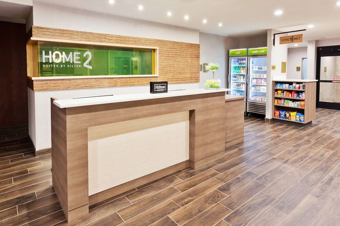 Imagen de los interiores del Hotel Home2 Suites By Hilton Alpharetta. Foto 14