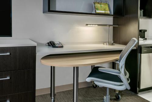Imagen de la habitación del Hotel Home2 Suites By Hilton Austin Airport. Foto 5
