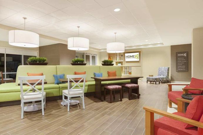 Imagen de los interiores del Hotel Home2 Suites By Hilton Canton. Foto 14
