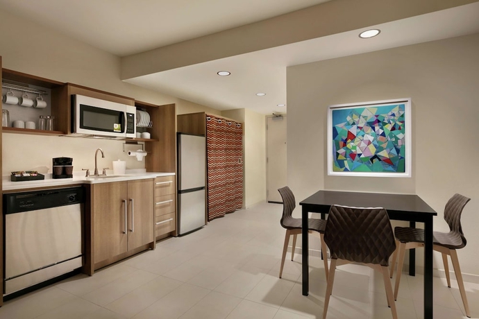 Imagen de la habitación del Hotel Home2 Suites By Hilton Chantilly Dulles Airport. Foto 4