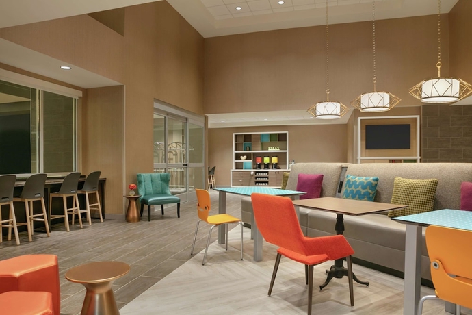 Imagen de los interiores del Hotel Home2 Suites By Hilton Chantilly Dulles Airport. Foto 17