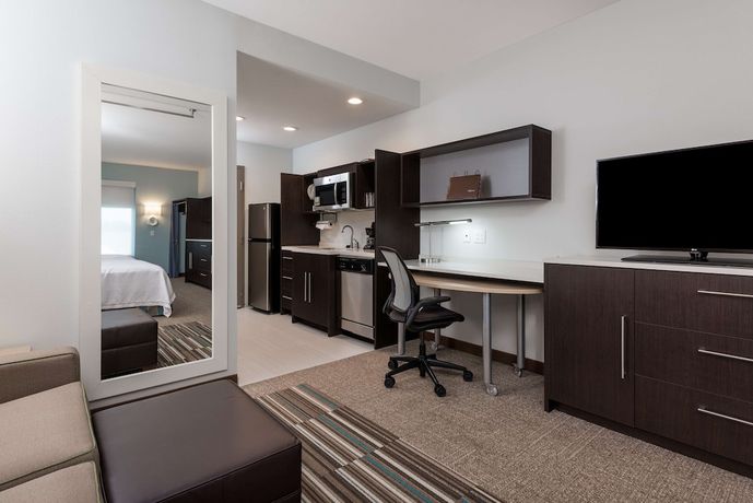 Imagen de la habitación del Hotel Home2 Suites By Hilton Charlotte University Research Park. Foto 2
